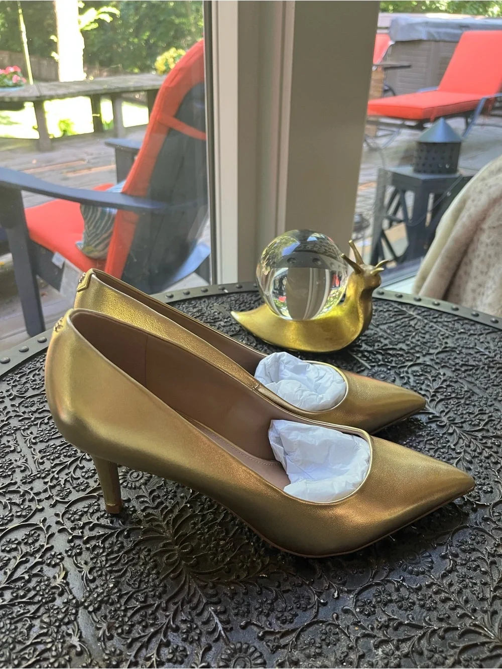 SAM EDELMAN VIENNA AMBER GOLD PUMPS 8.5